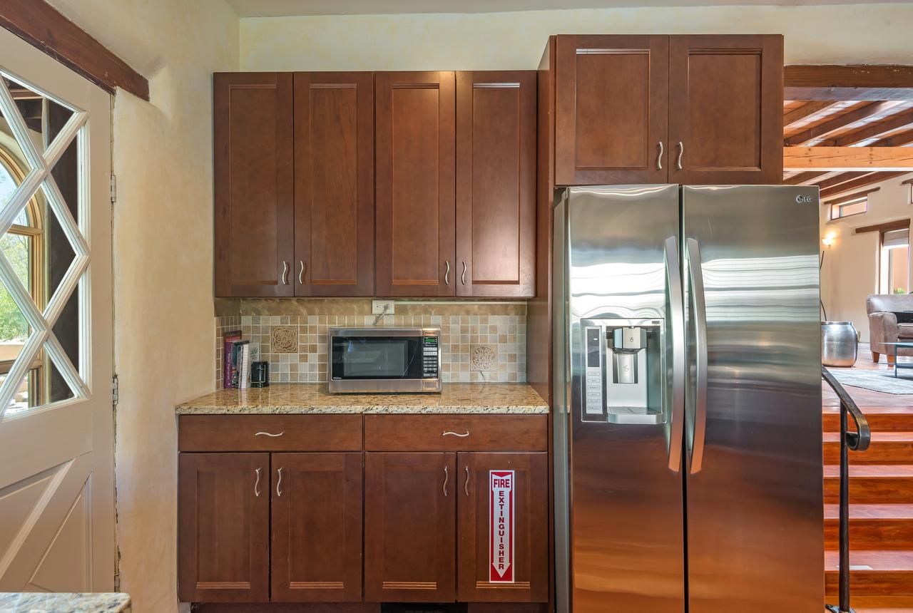 3 BD, 5 Min. Walk To Canyon Rd, Apodaca - thumb 10