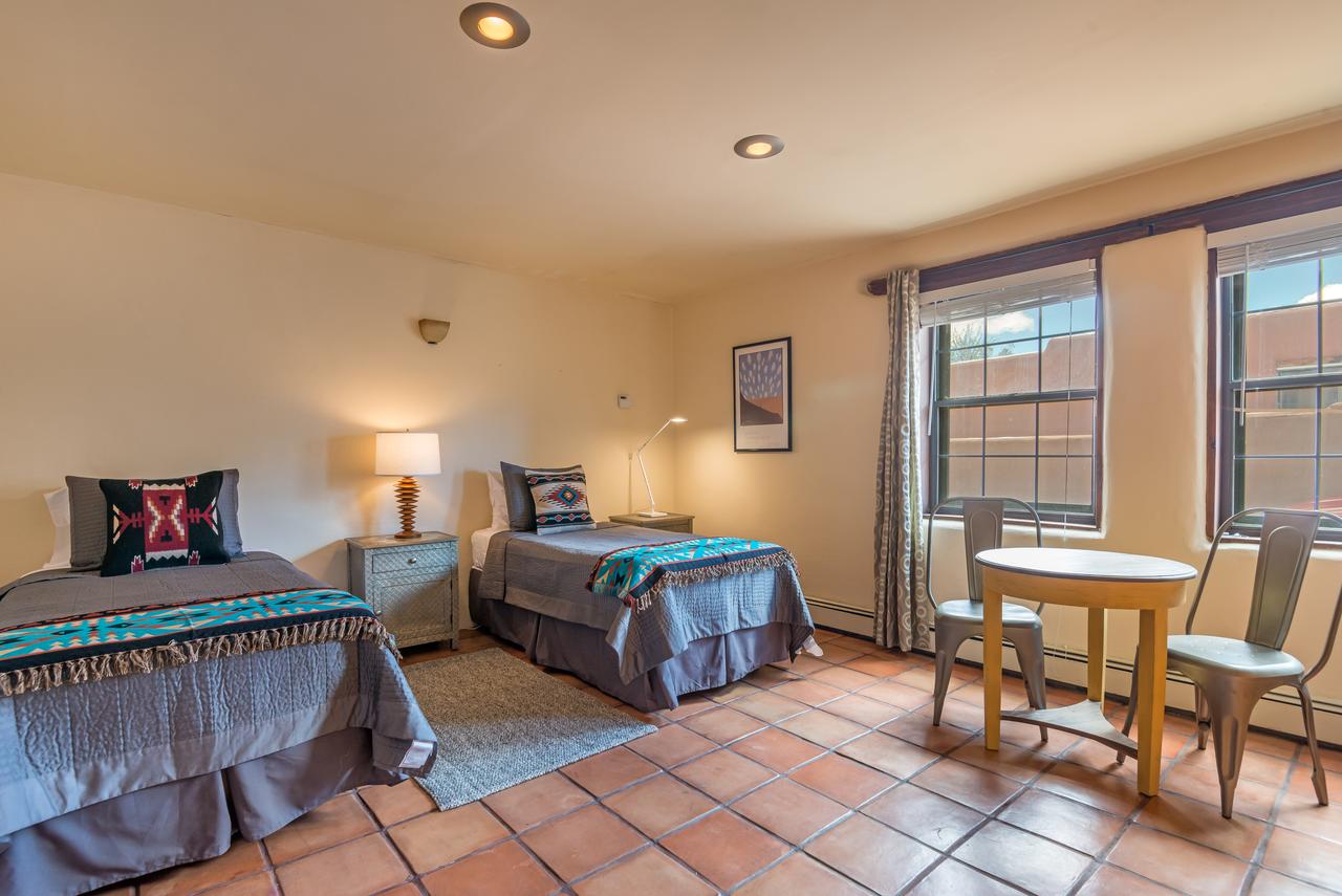 3 BD, 5 Min. Walk To Canyon Rd, Apodaca - thumb 23