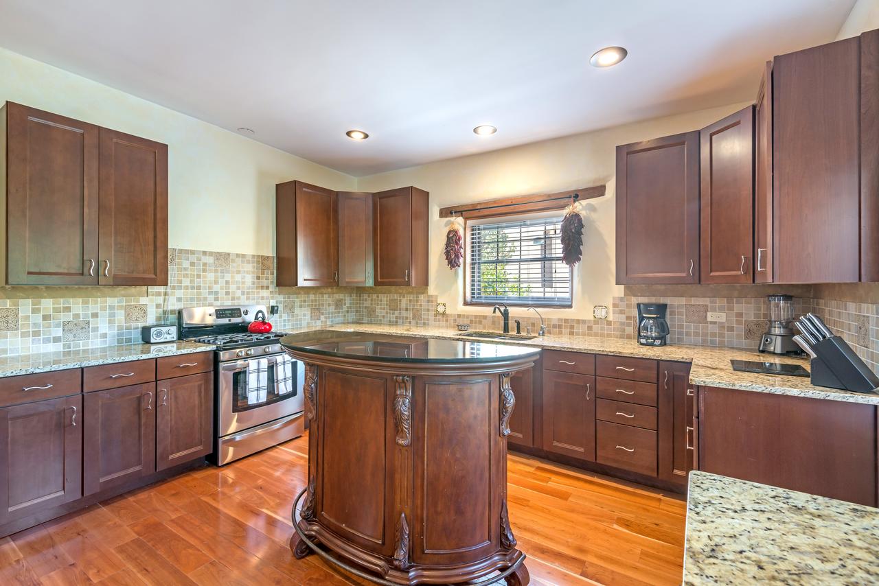 3 BD, 5 Min. Walk To Canyon Rd, Apodaca - thumb 12