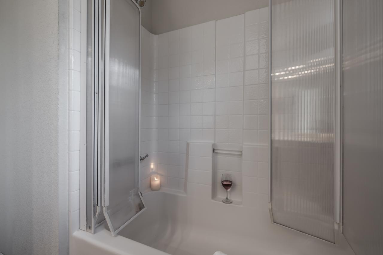 Alpine Village Cabin #100, 1 Bedroom, Sleeps 4, Views, Gas Fireplace - thumb 18