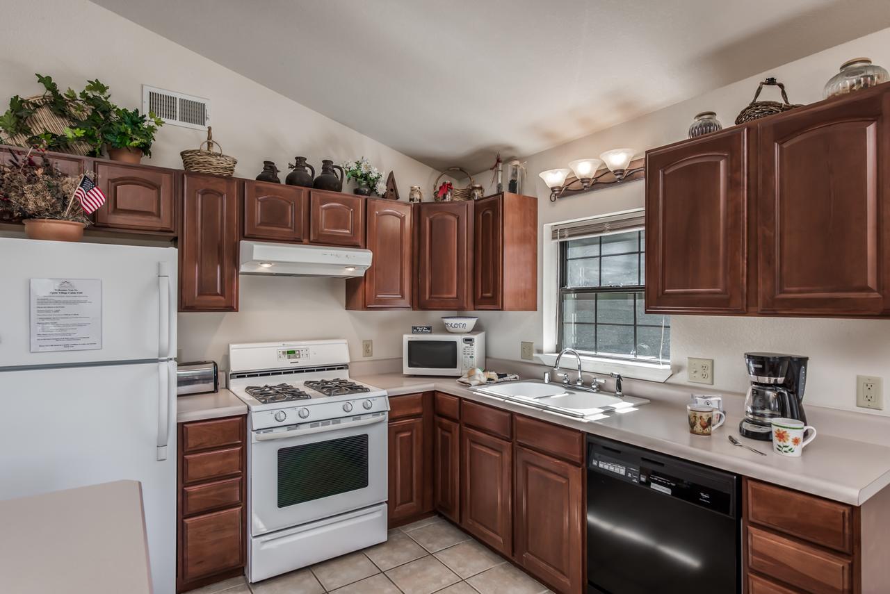 Alpine Village Cabin #100, 1 Bedroom, Sleeps 4, Views, Gas Fireplace - thumb 7