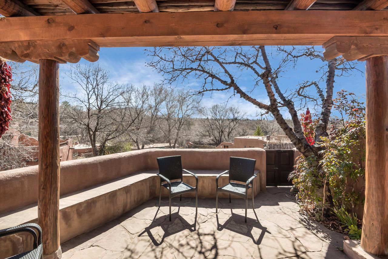 1 Bedroom - 5 Min. Walk To Canyon Rd. - Buena Suerte - thumb 28