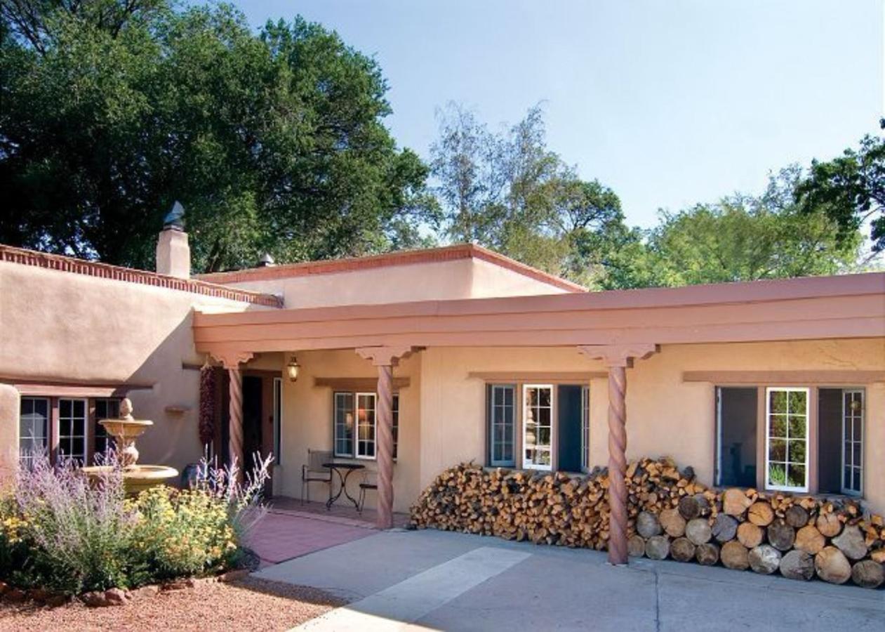 3BD Garcia Street Adobe - thumb 0