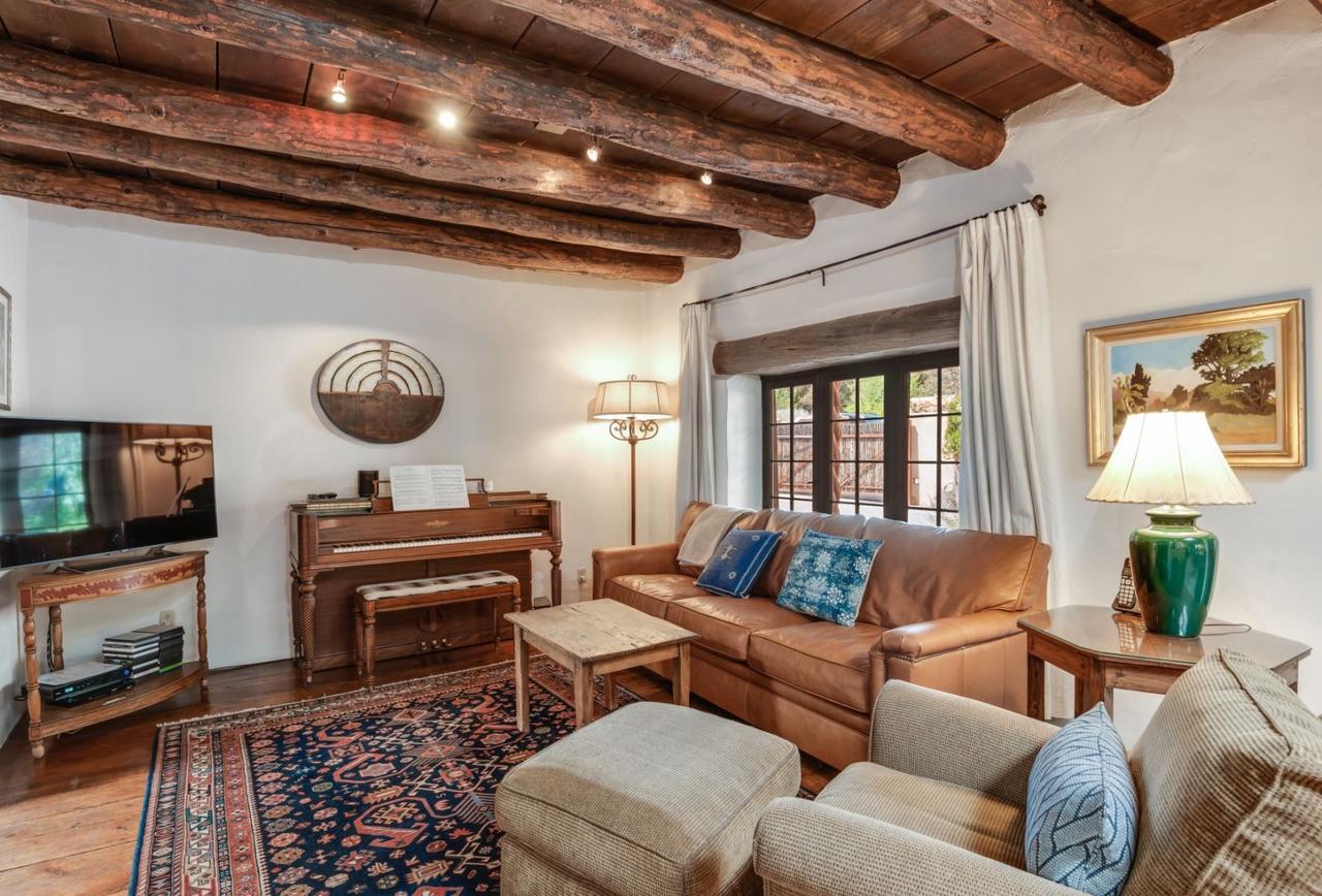 3BD Garcia Street Adobe - thumb 7