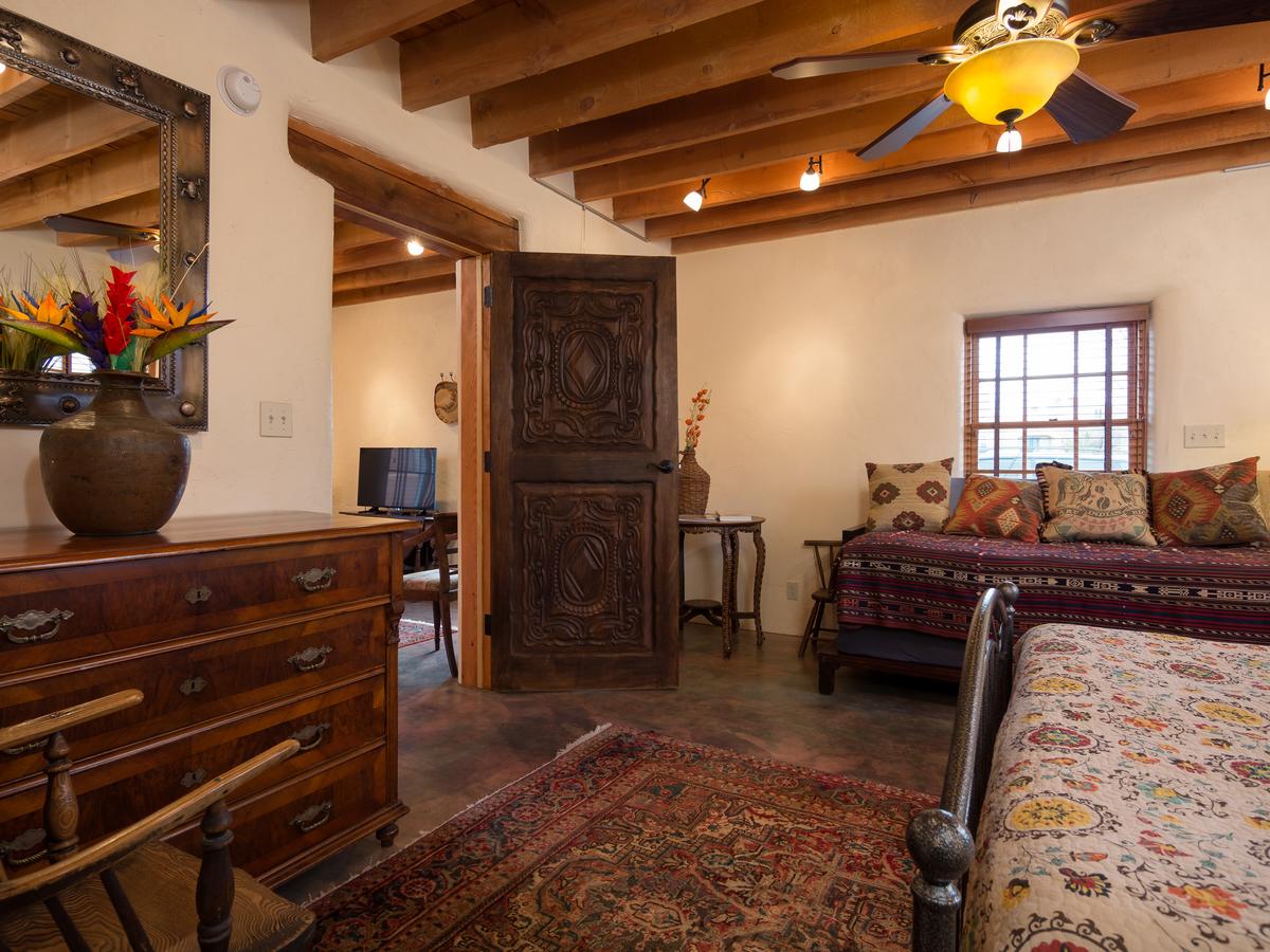 2 Bedroom - In Railyard, 10 Min. Walk To Plaza - Desert Breeze - thumb 12