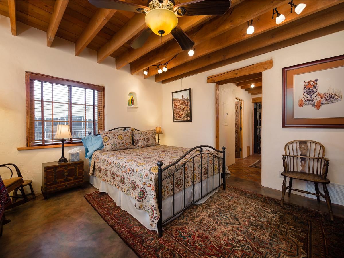 2 Bedroom - In Railyard, 10 Min. Walk To Plaza - Desert Breeze - thumb 10