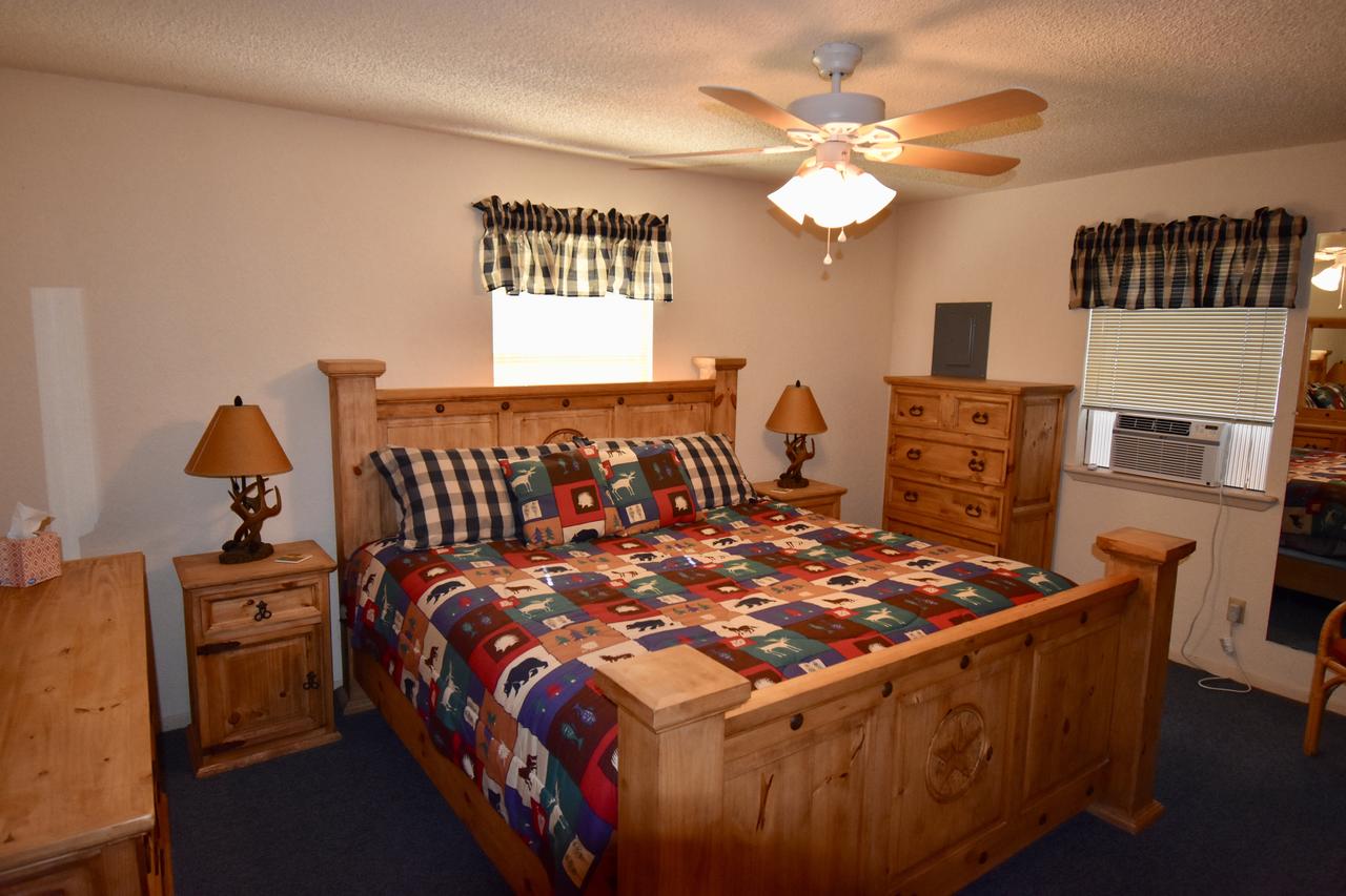 Holladay's Hideaway - thumb 12