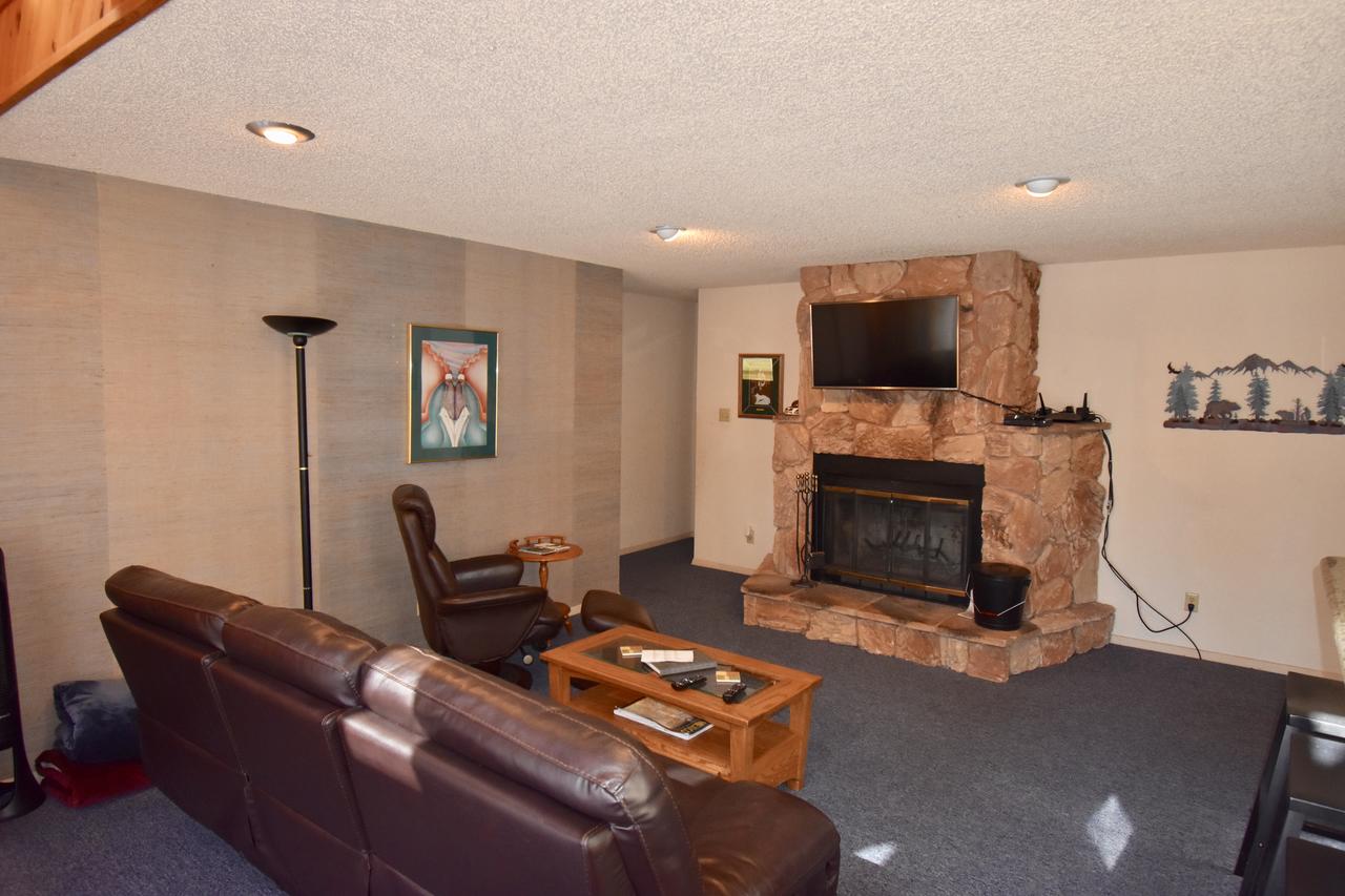 Holladay's Hideaway - thumb 1