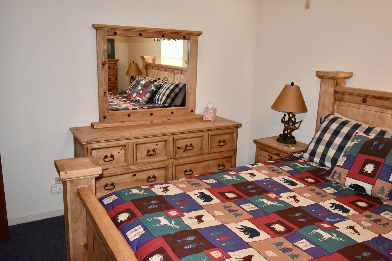 Holladay's Hideaway - thumb 11