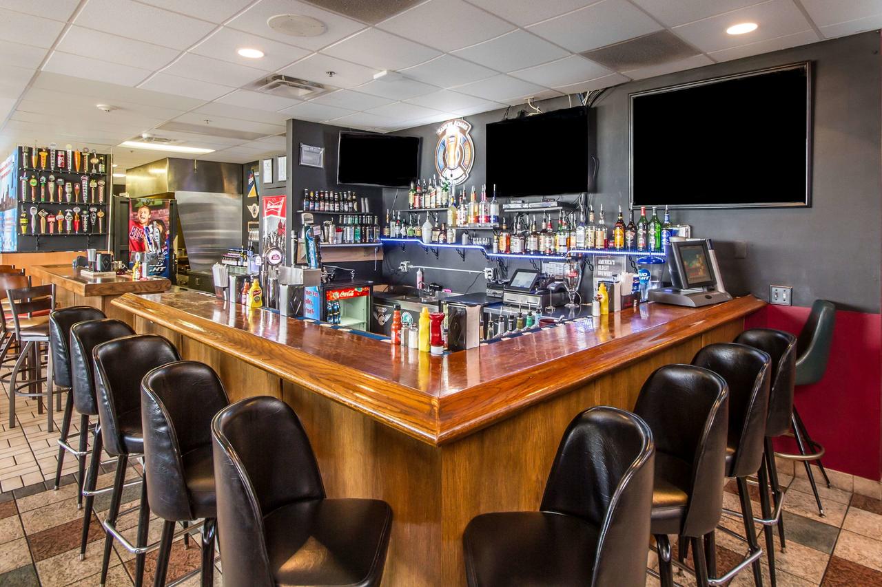 Days Hotel By Wyndham Buffalo Airport - thumb 40