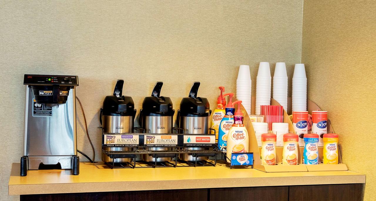 Red Roof Inn Albany Airport - thumb 1