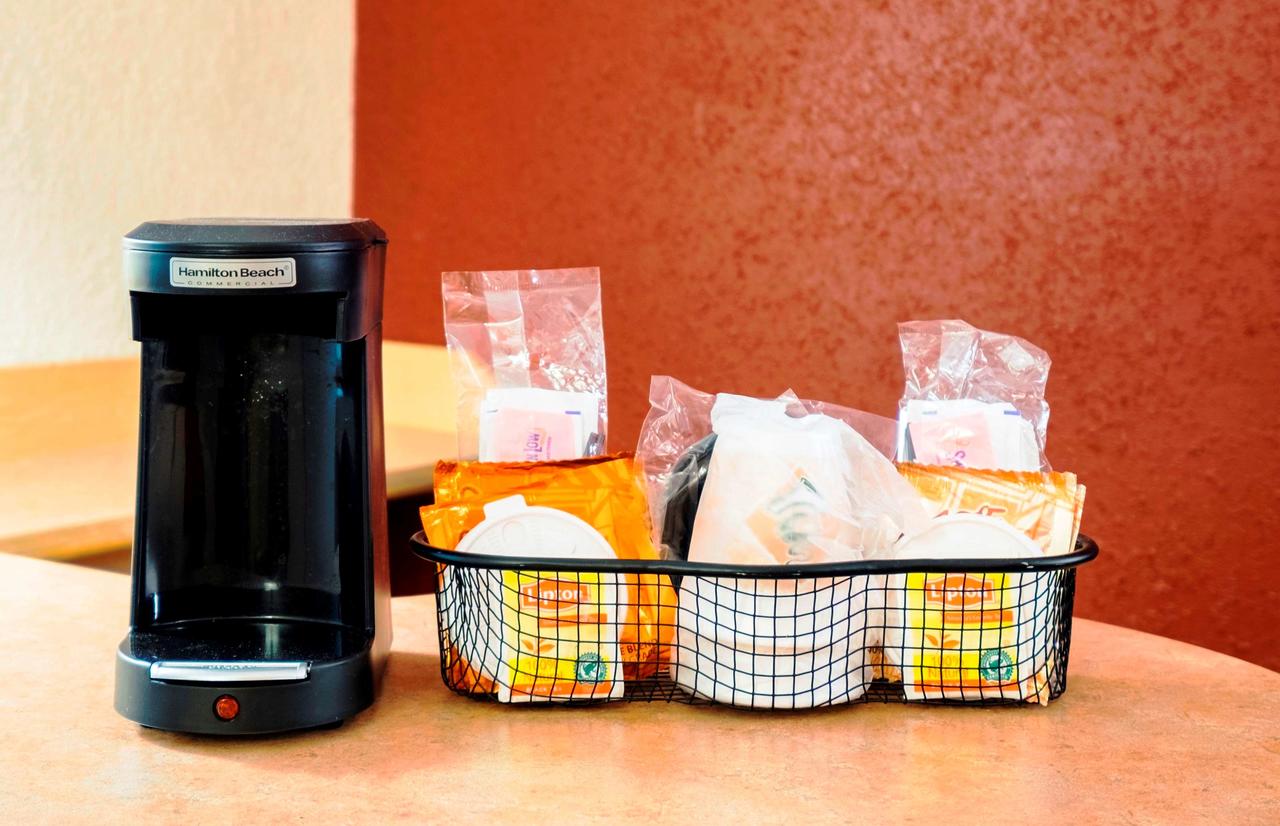 Red Roof Inn Albany Airport - thumb 13