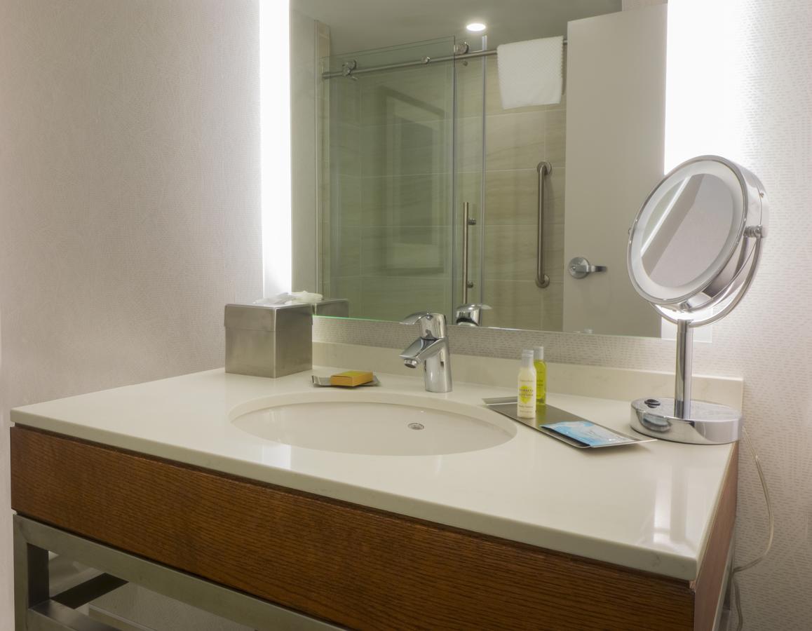 DoubleTree By Hilton Hotel Niagara Falls New York - thumb 9