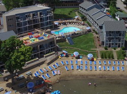 Surfside On The Lake