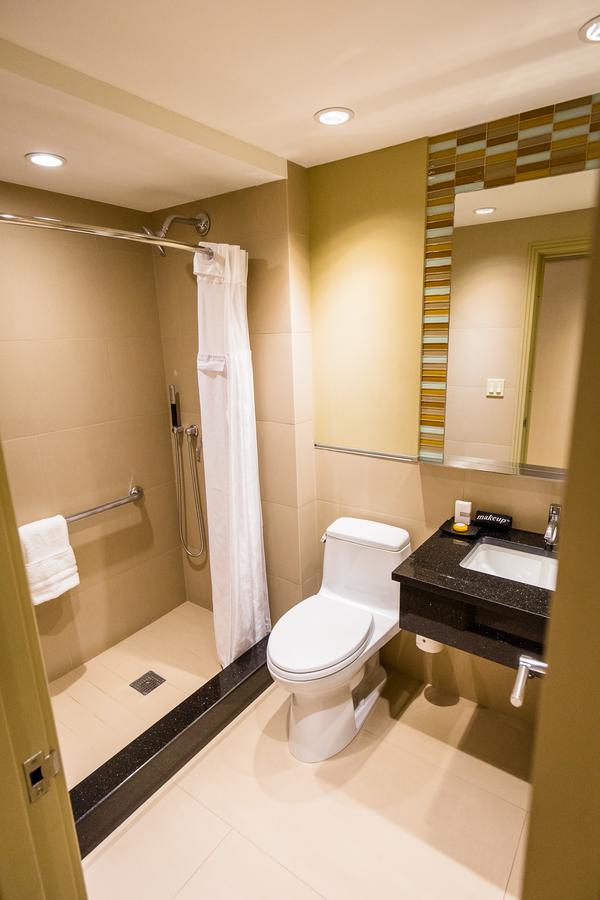 The Belvedere Hotel - thumb 28