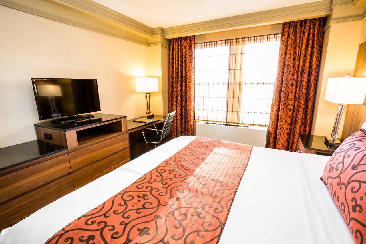 The Belvedere Hotel - thumb 35