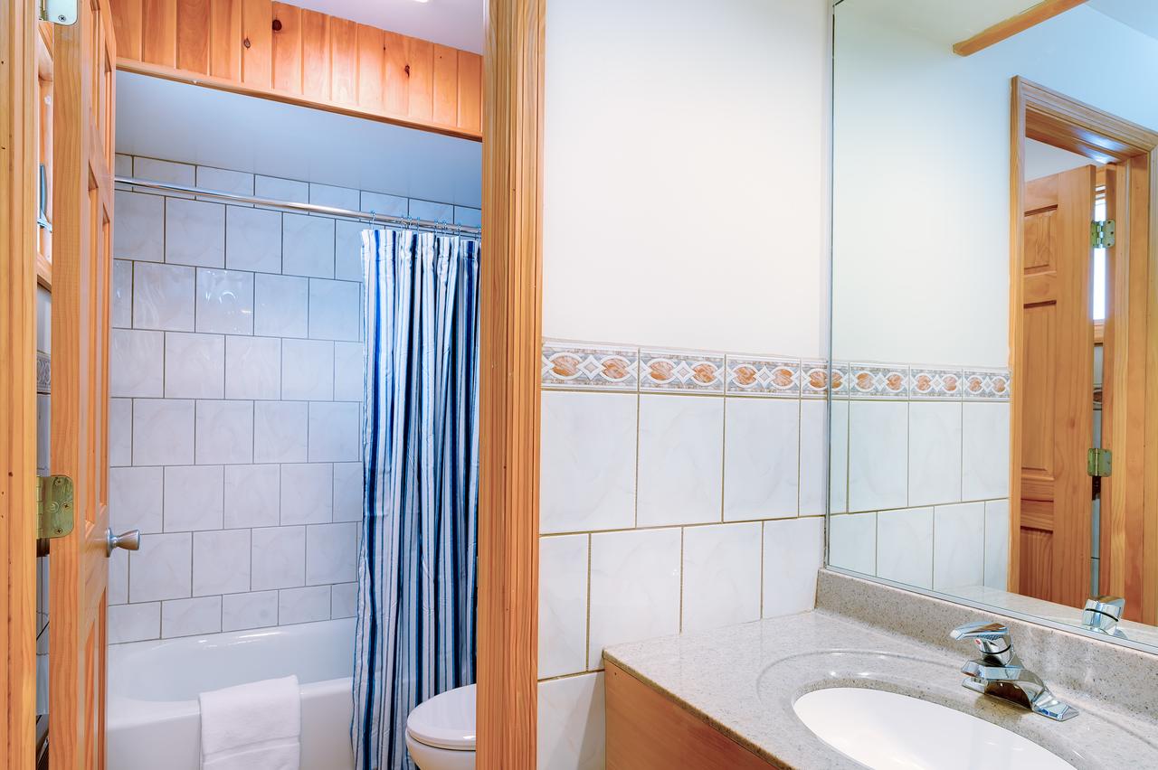 Town House Lodge - thumb 21