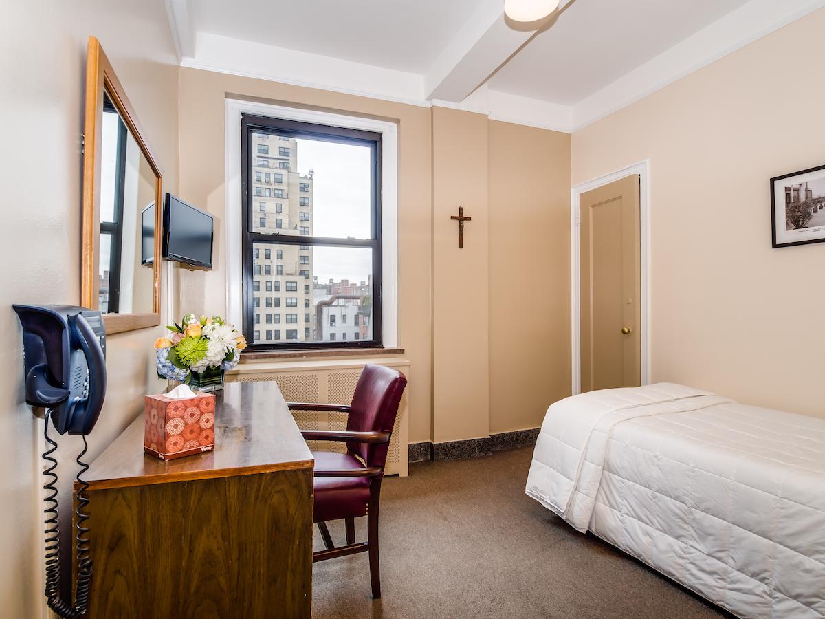 Leo House - thumb 10