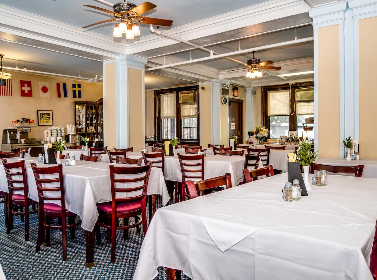 Leo House - thumb 30