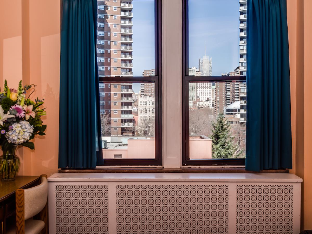 Leo House - thumb 40