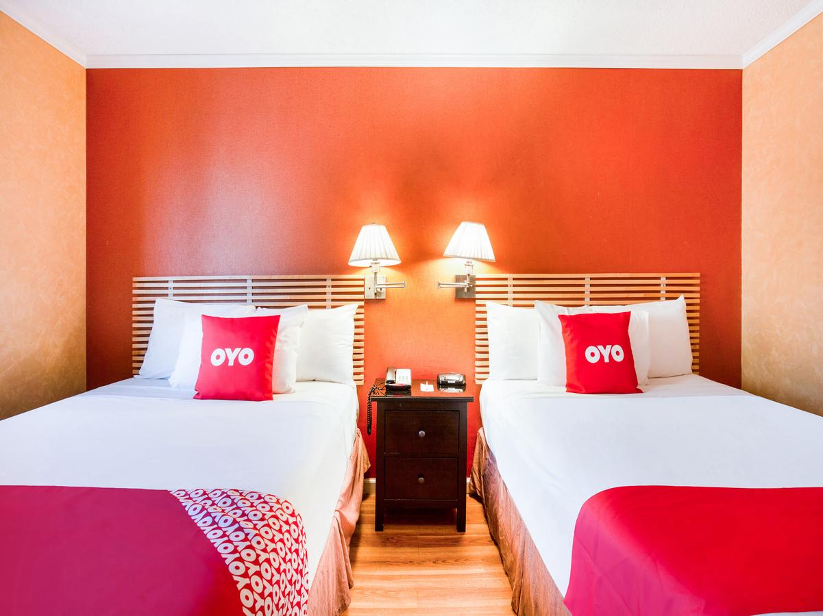 OYO Hotel JFK Airport - thumb 15