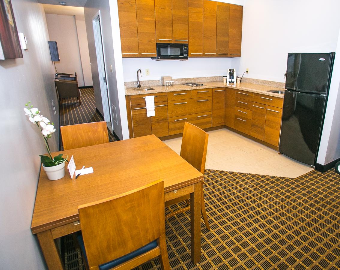 Pointe Plaza Hotel - thumb 29