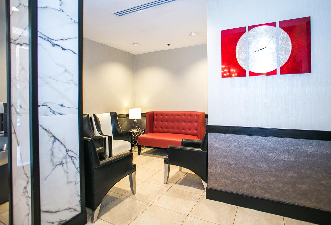 Pointe Plaza Hotel - thumb 40