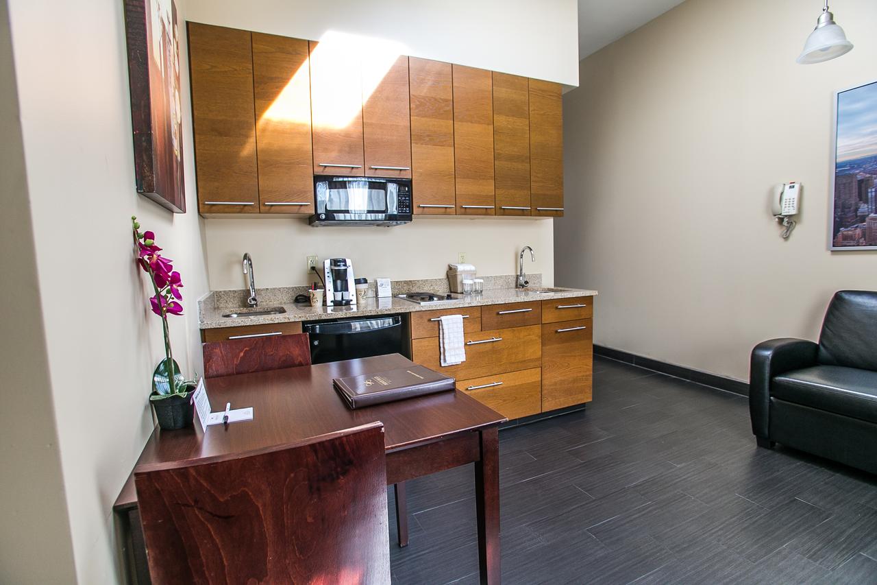 Pointe Plaza Hotel - thumb 5