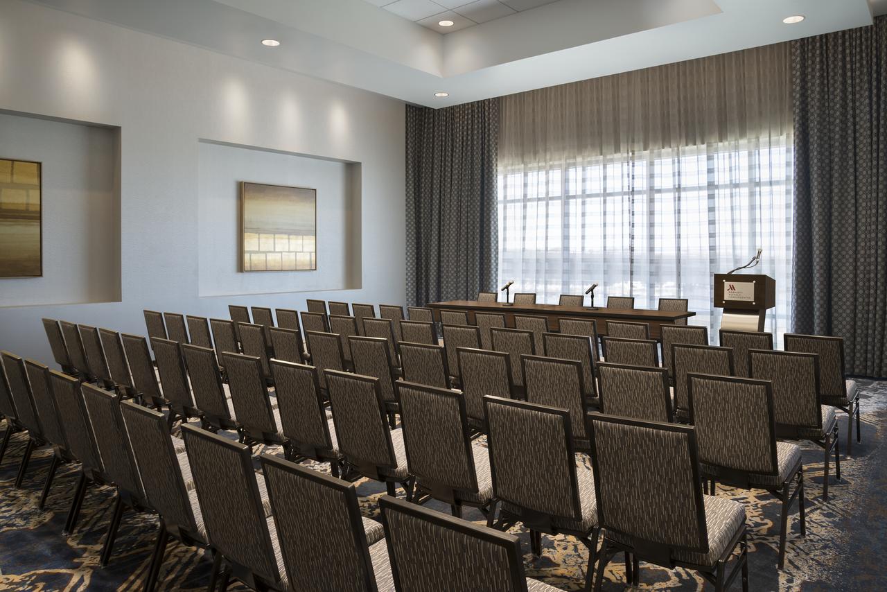 Buffalo Marriott Harborcenter - thumb 44