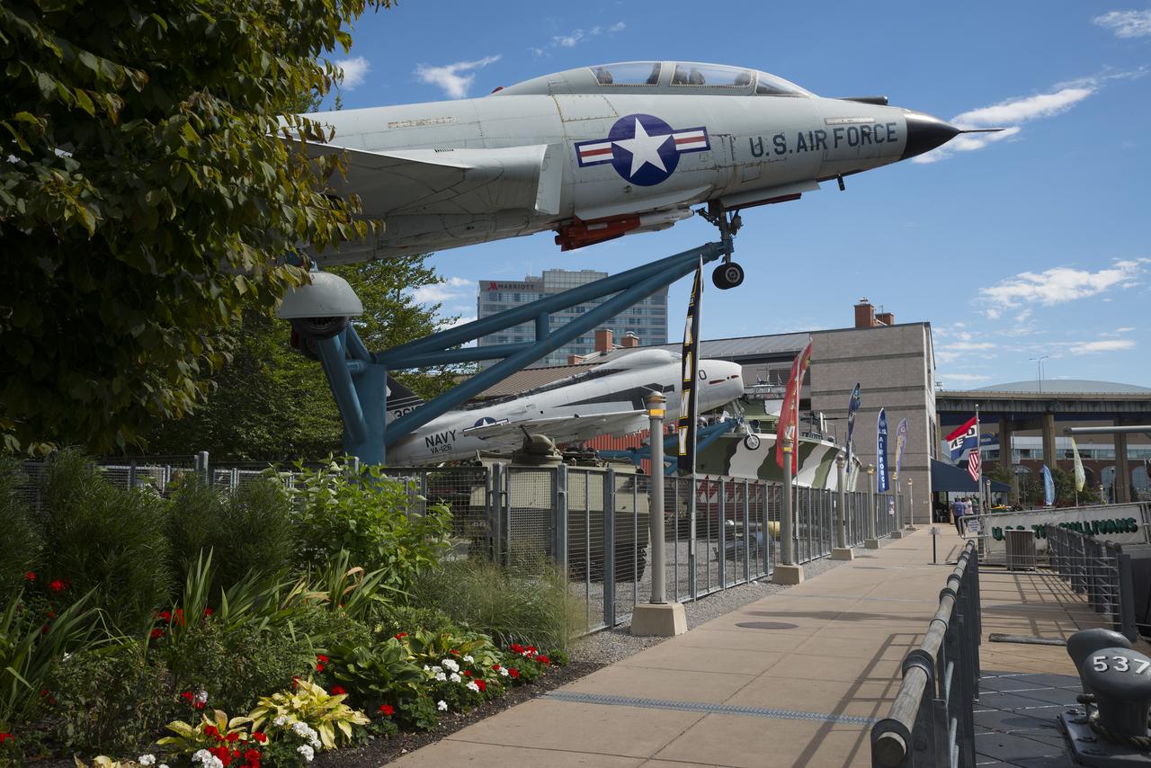 Buffalo Marriott Harborcenter - thumb 40