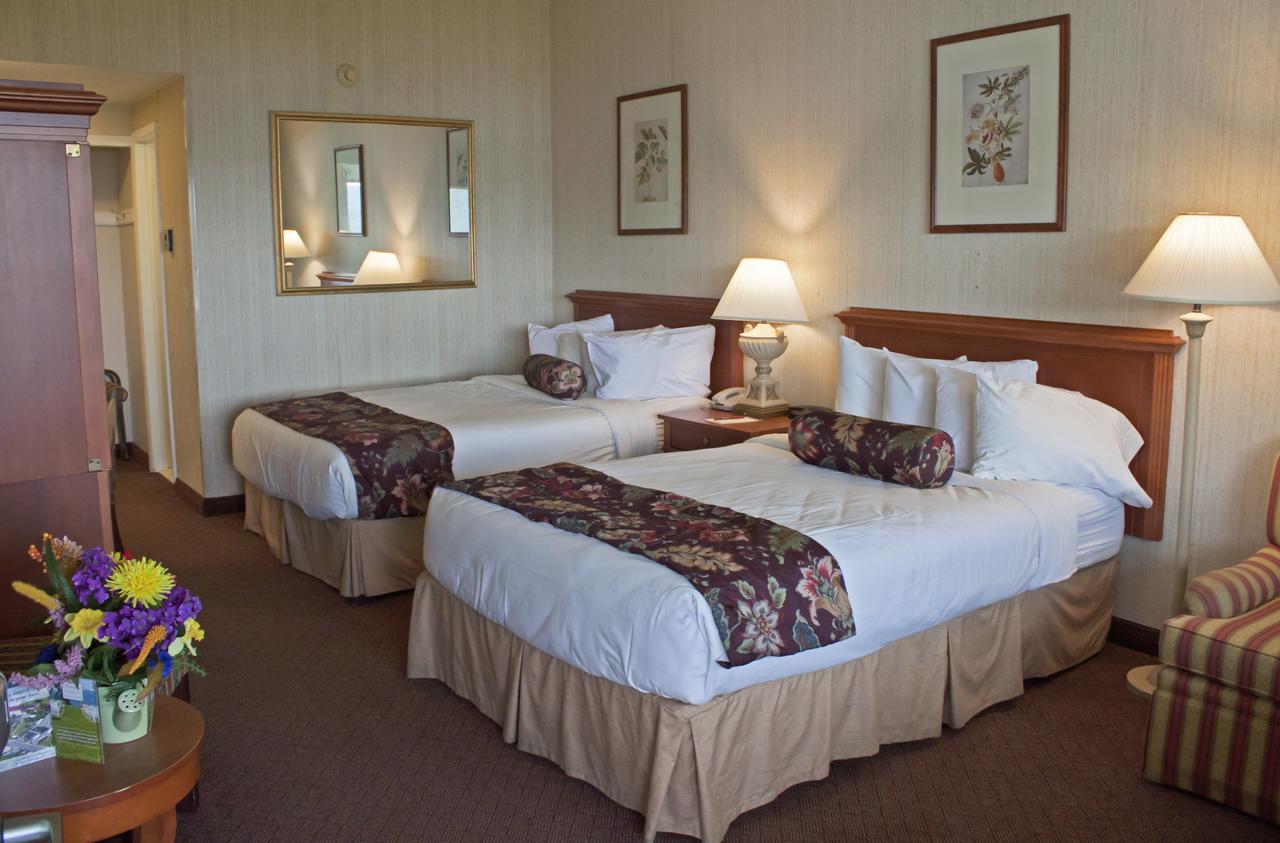 Fort William Henry Hotel - thumb 1