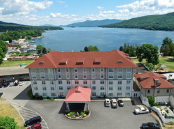 Fort William Henry Hotel