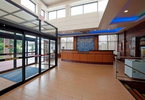 Fairfield Inn By Marriott JFK Airport - thumb 18