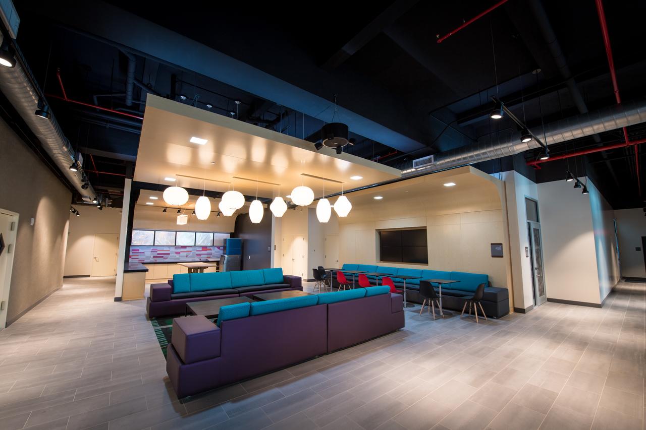 Aloft New York LaGuardia Airport - thumb 18