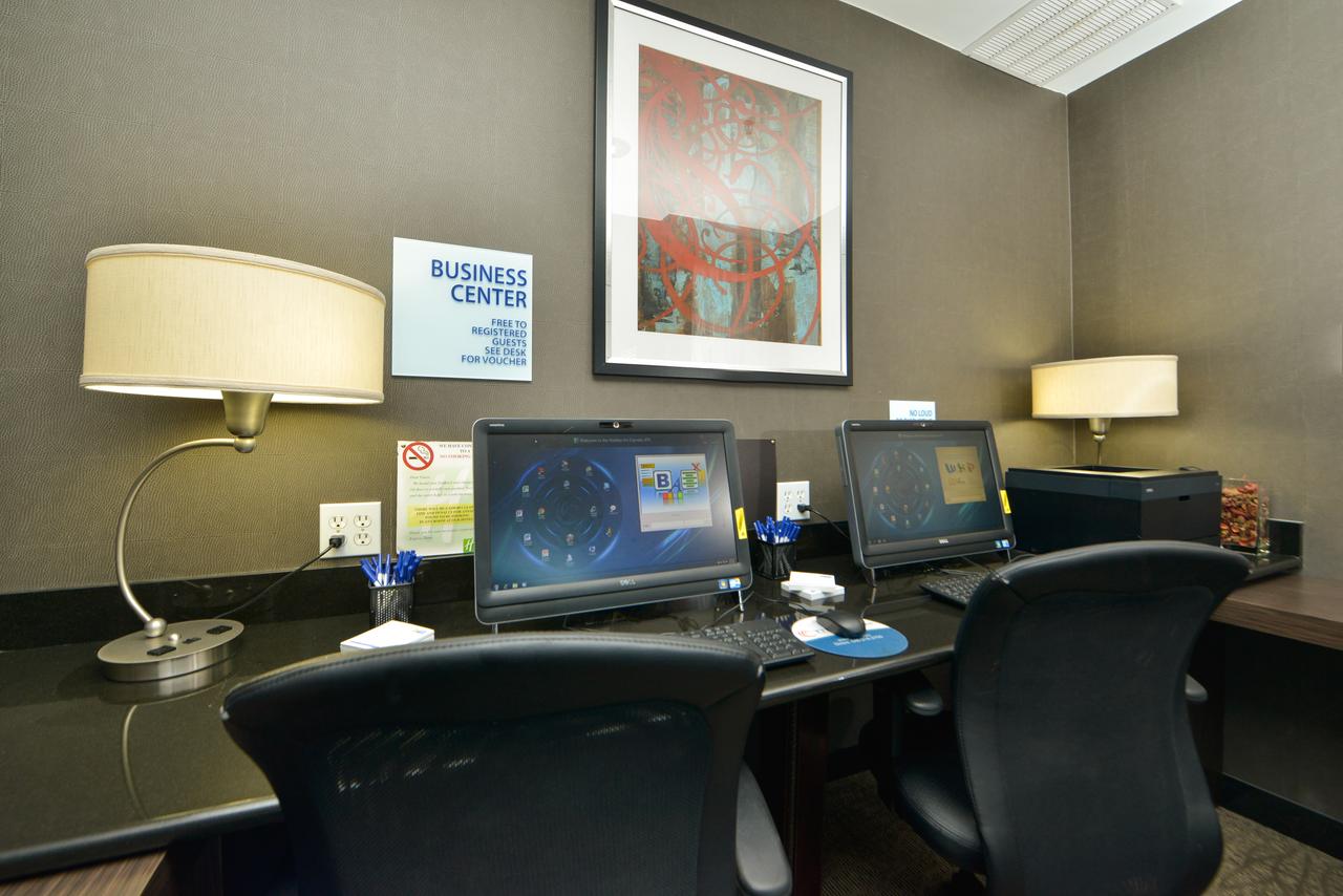 Holiday Inn Express Kennedy Airport - thumb 7