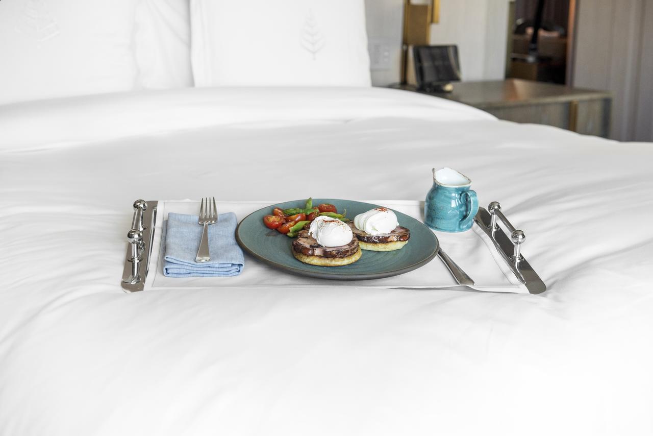 Four Seasons Hotel New York Downtown - thumb 2