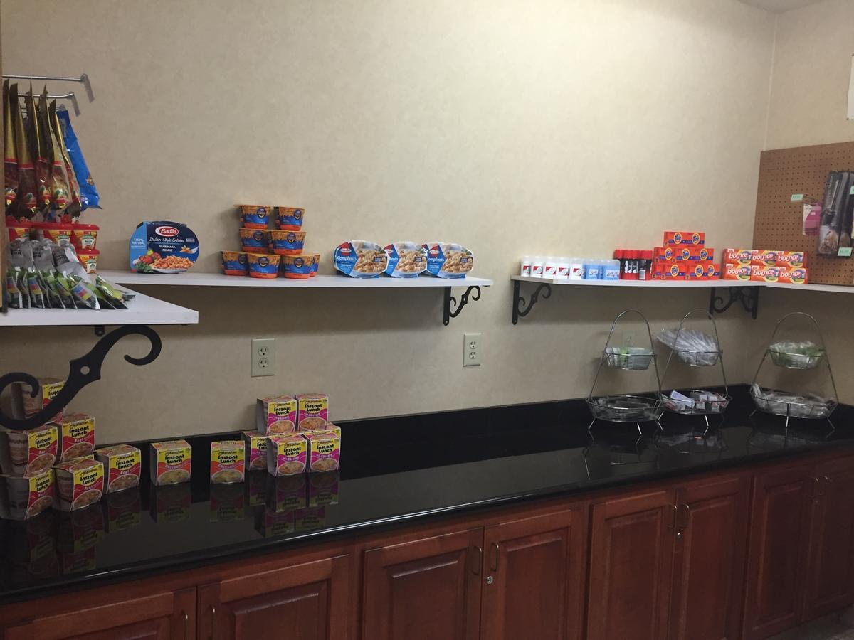 Holiday Inn Express Syracuse-Fairgrounds - thumb 7