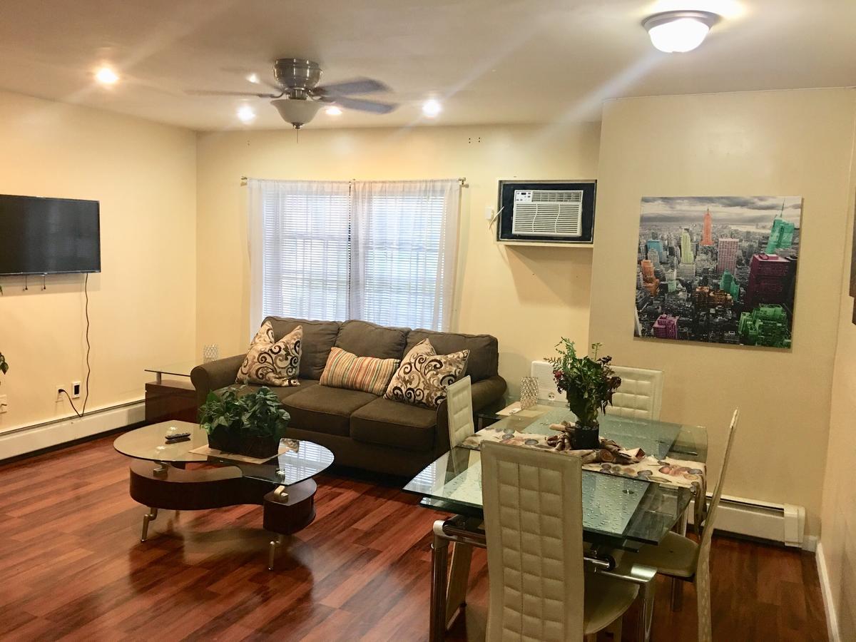 Private Garden Apartment - thumb 9