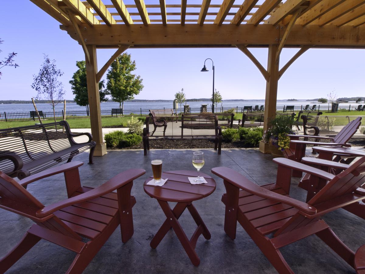 1000 Islands Harbor Hotel - thumb 4