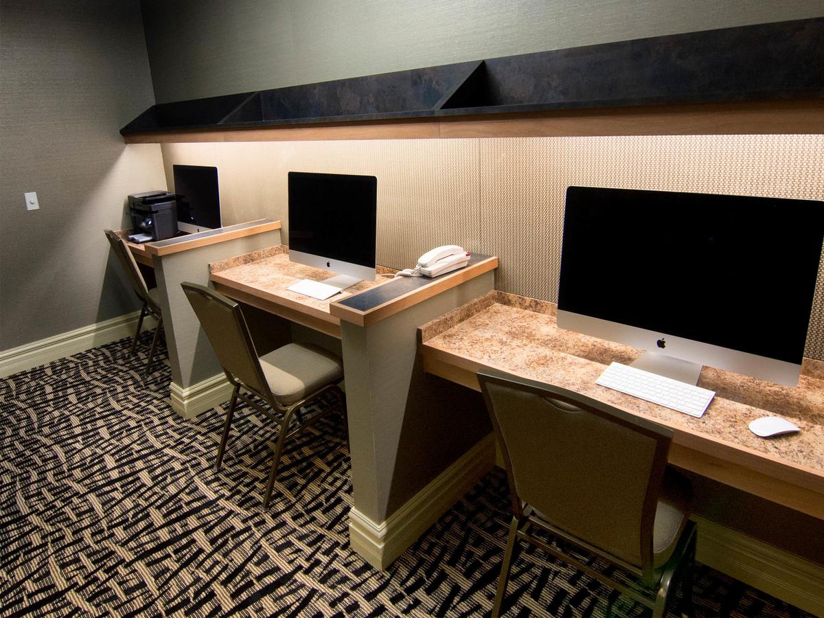 1000 Islands Harbor Hotel - thumb 11