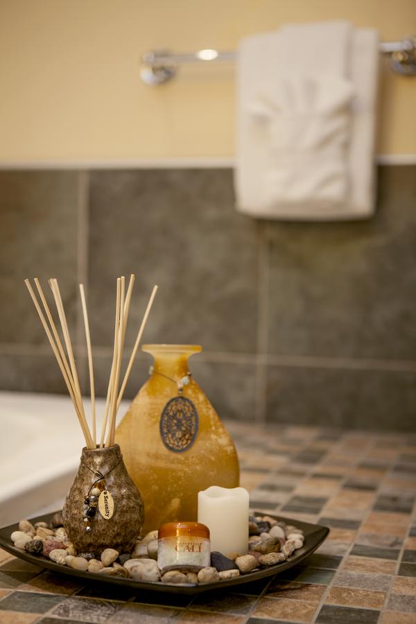 Watkins Glen Harbor Hotel - thumb 27