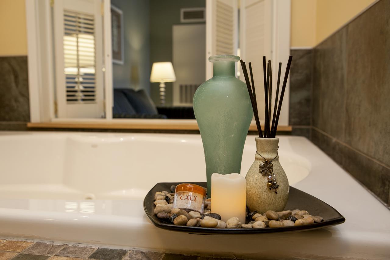 Watkins Glen Harbor Hotel - thumb 10