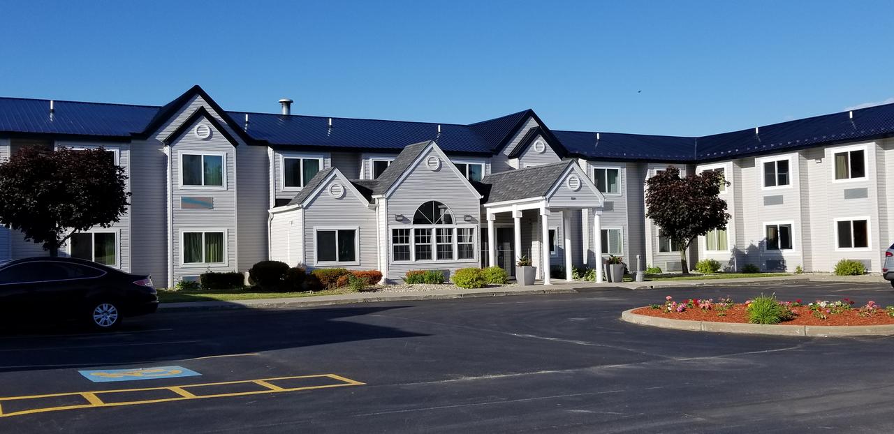 Quality Inn & Suites Watertown Fort Drum - thumb 1