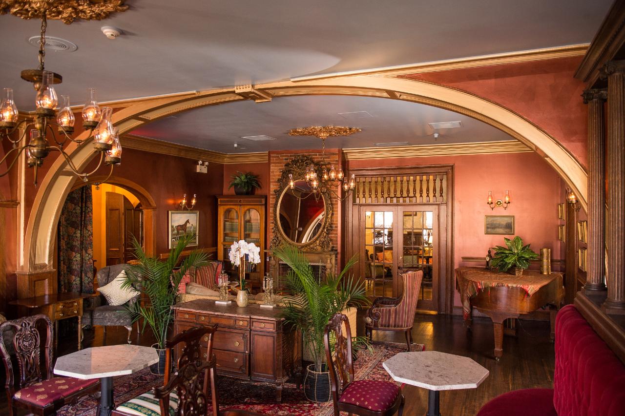 The Inn At Saratoga - thumb 9