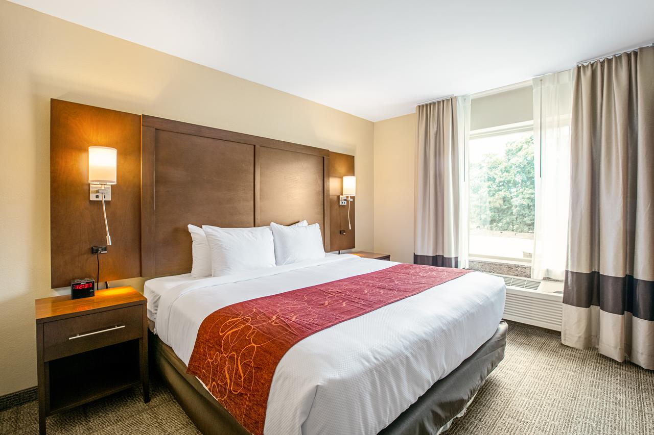 Comfort Suites Fishkill Near Interstate 84 - thumb 24