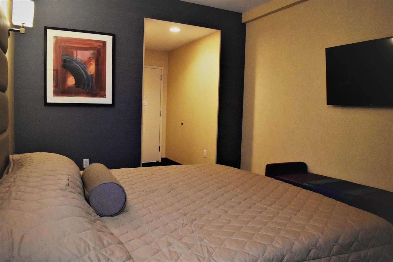 7 Days Hotel - thumb 2