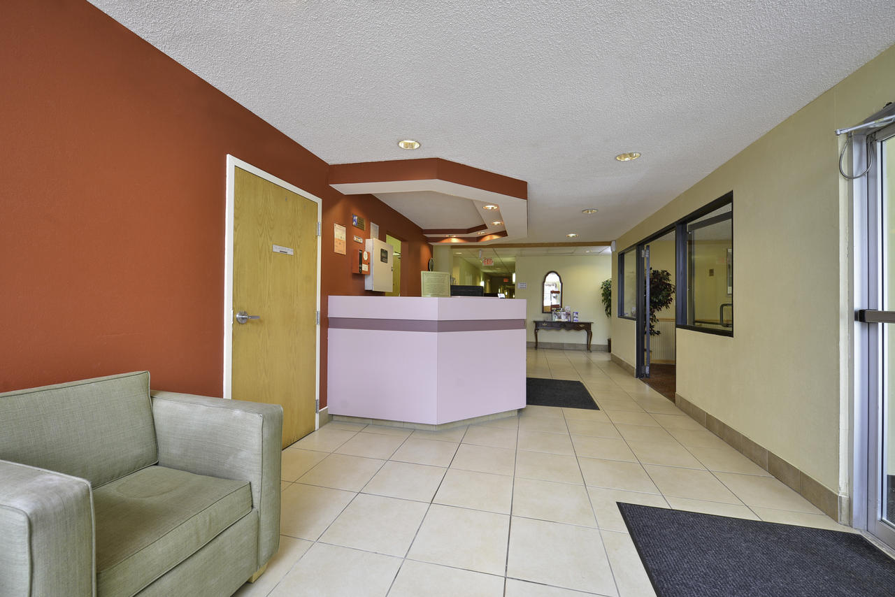 Americas Best Value Inn - East Syracuse - thumb 19