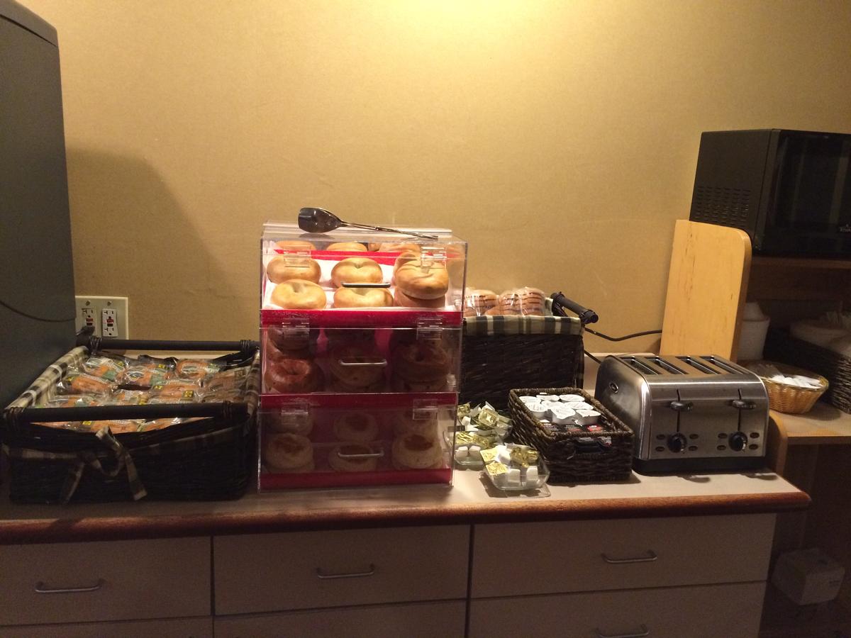 Americas Best Value Inn - East Syracuse - thumb 1