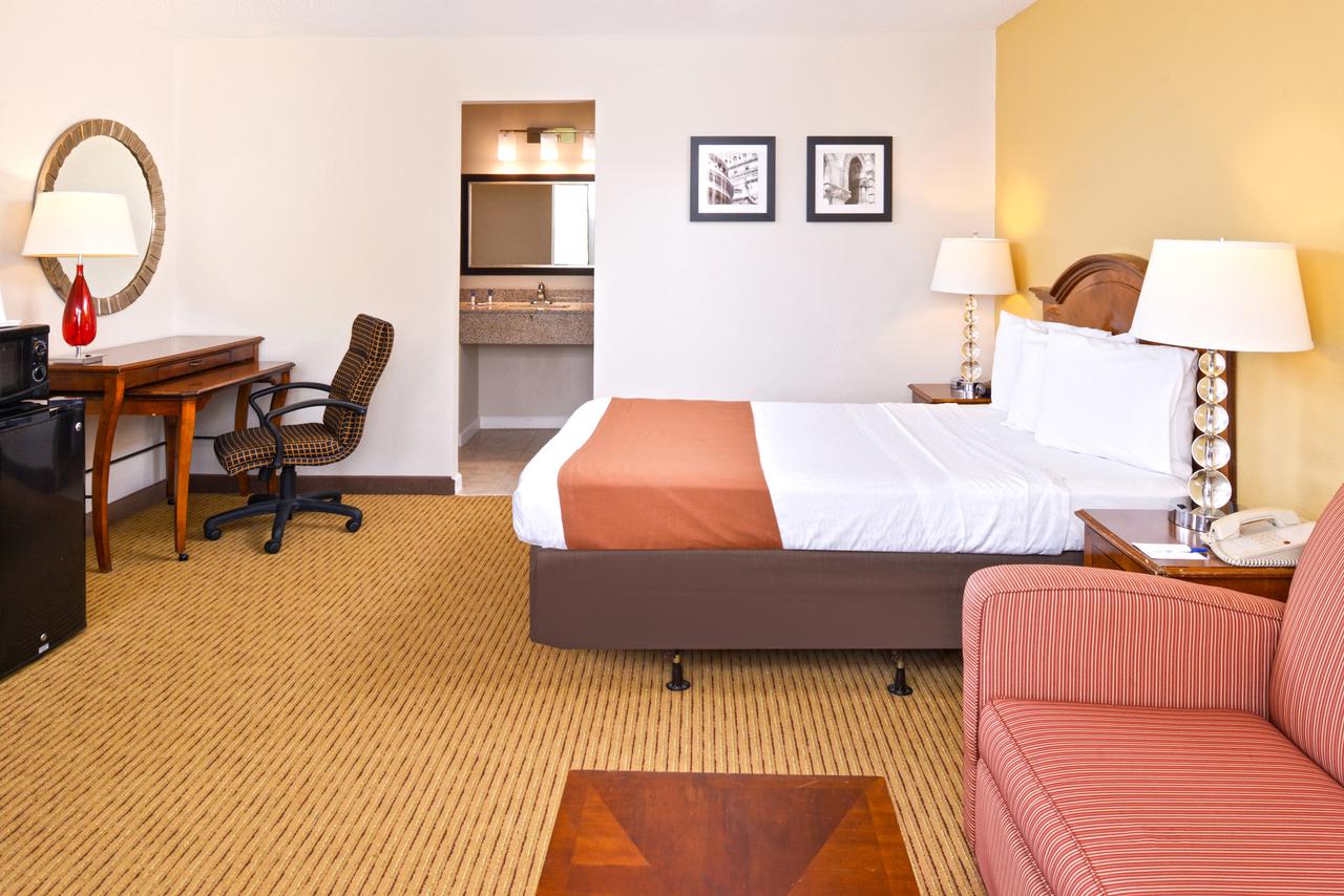 Americas Best Value Inn Plattsburgh - thumb 22