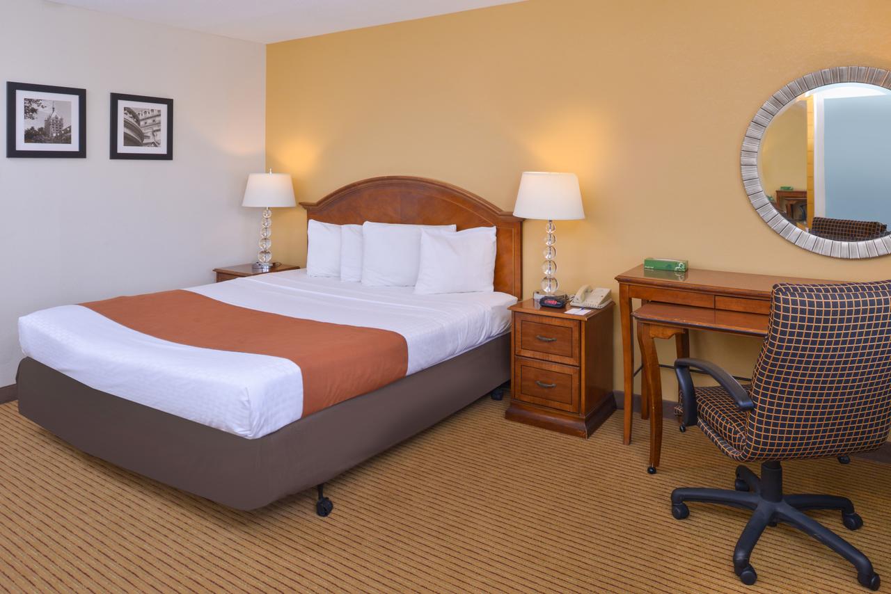 Americas Best Value Inn Plattsburgh - thumb 2